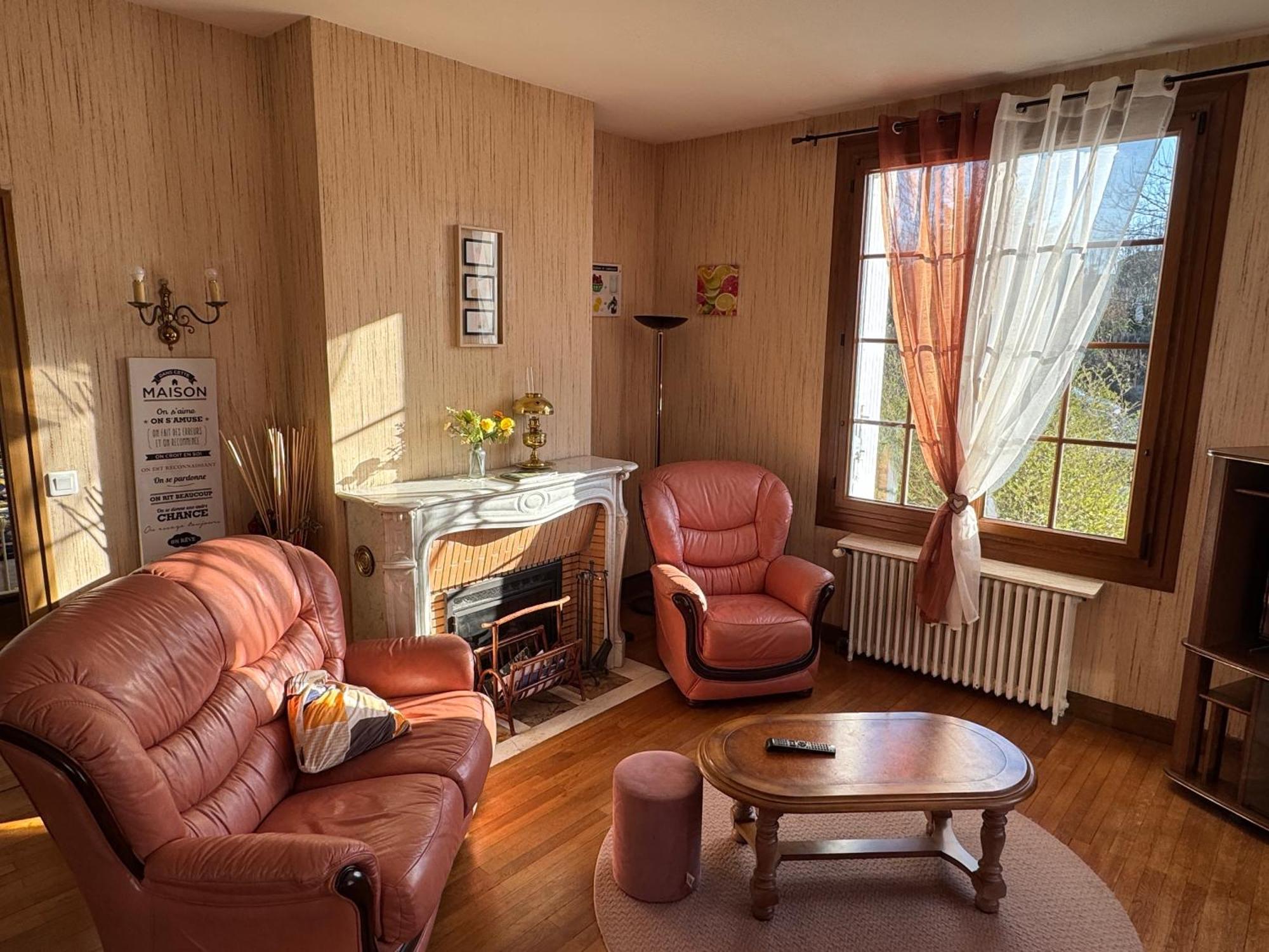 Gite De La Petite Fourmy Saint-Sulpice-les-Feuilles Екстериор снимка